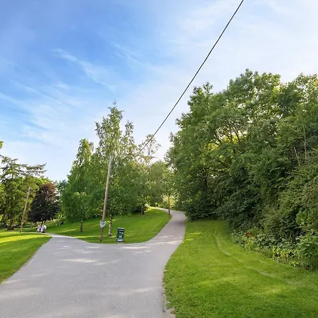 Enjoy Vibes Early Checkin Late Checkout Apartment